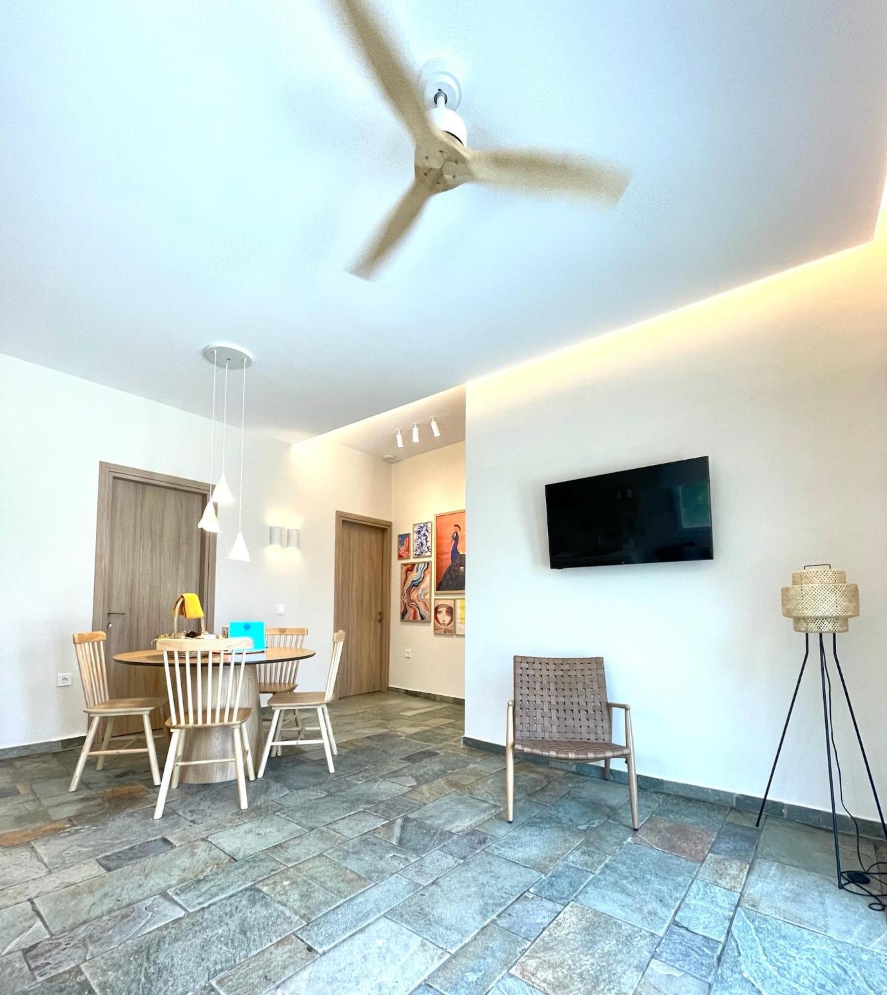 Staybridge Apartments, Mesongi Ngoại thất bức ảnh