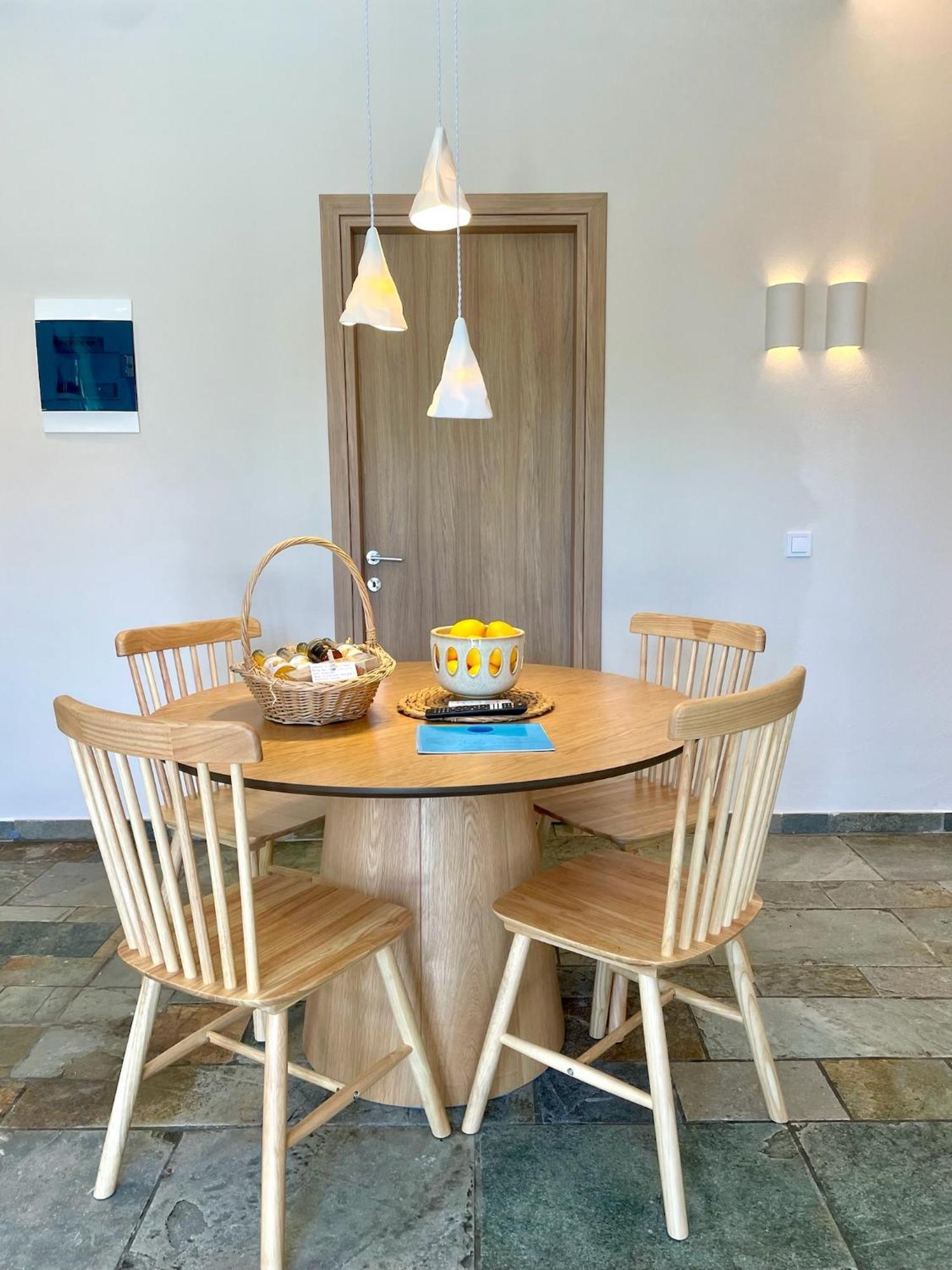 Staybridge Apartments, Mesongi Ngoại thất bức ảnh
